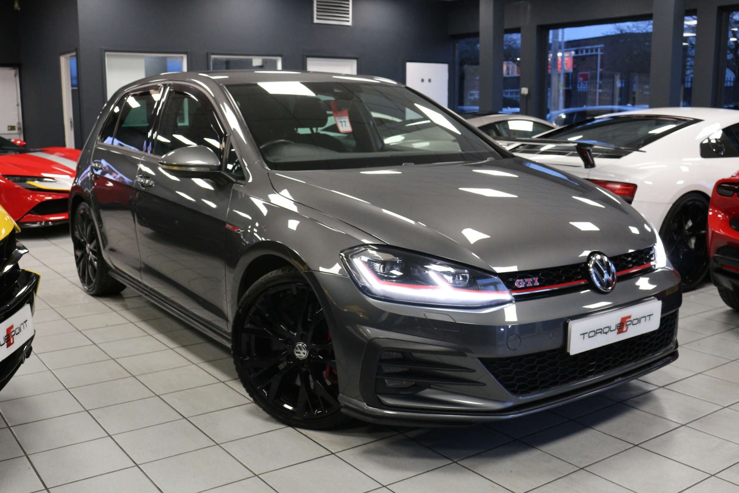 Used Volkswagen Golf 2019 for sale - 76713377: Photo 1