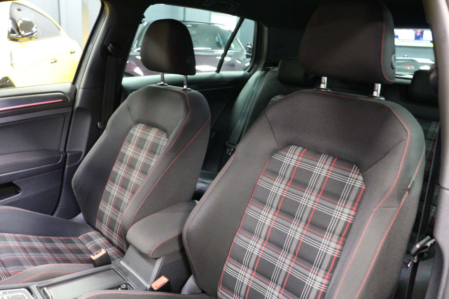 Used Volkswagen Golf 2019 for sale - 76713377: Photo 10