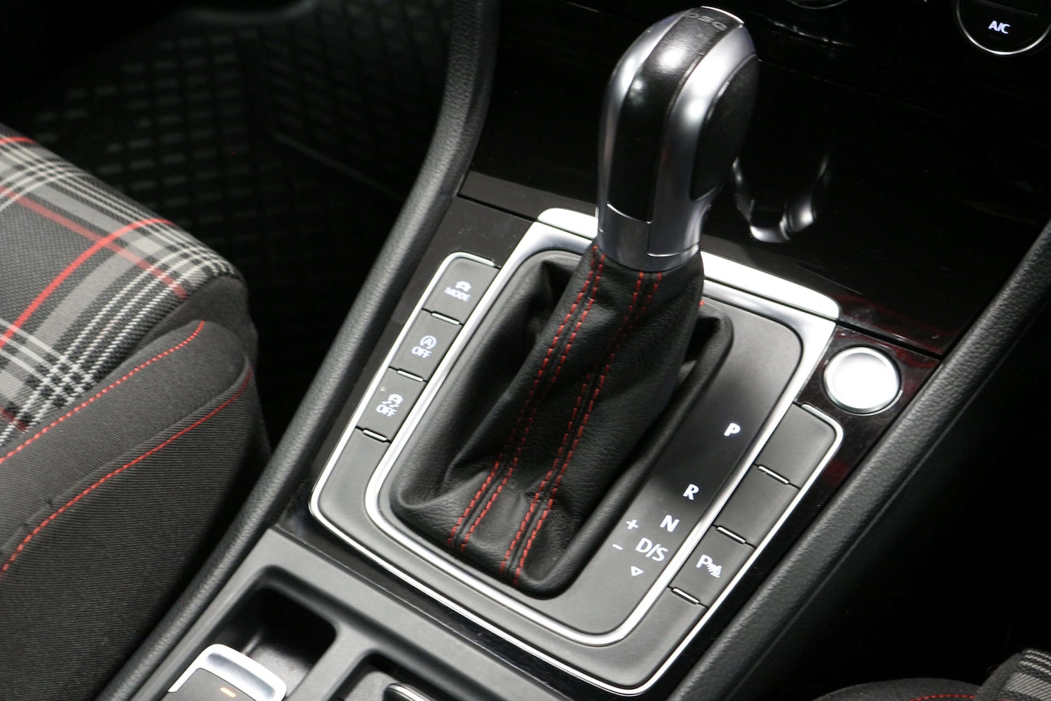 Used Volkswagen Golf 2019 for sale - 76713377: Photo 16