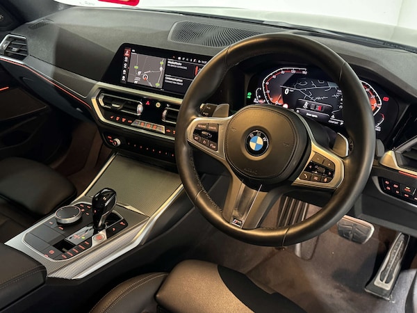 Used BMW 3 Series 2021 for sale - 76223015: Photo 2