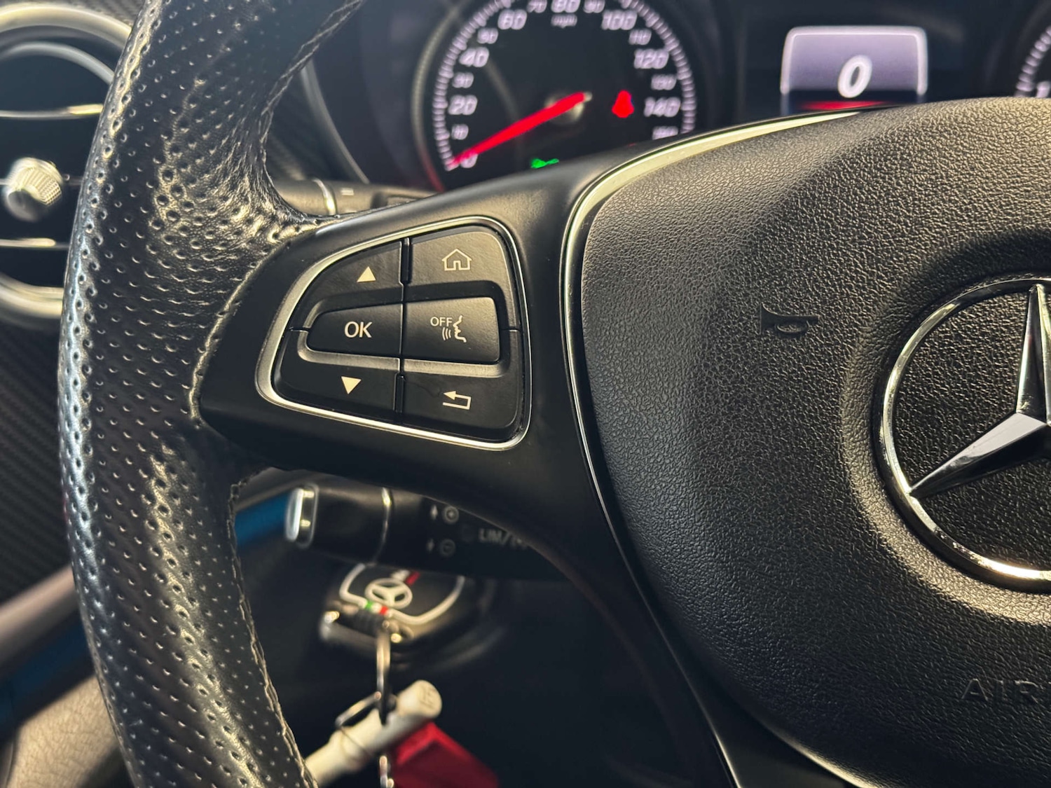 Used Mercedes-Benz V-Class 2019 for sale - 77902953: Photo 23