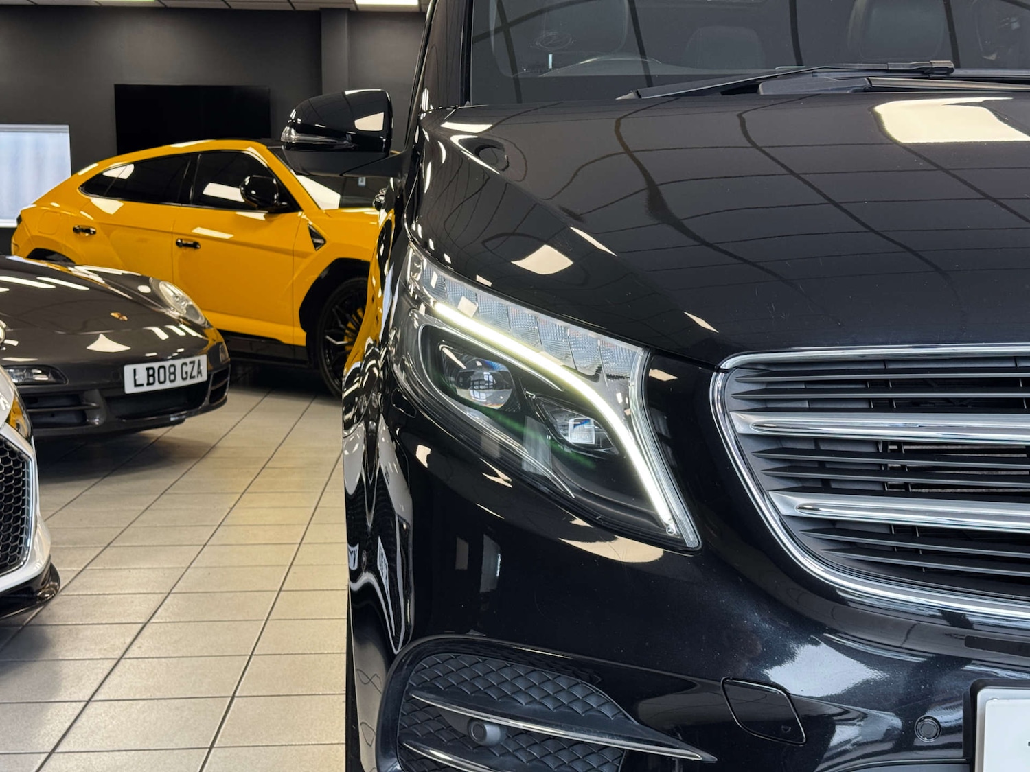 Used Mercedes-Benz V-Class 2019 for sale - 77902953: Photo 29