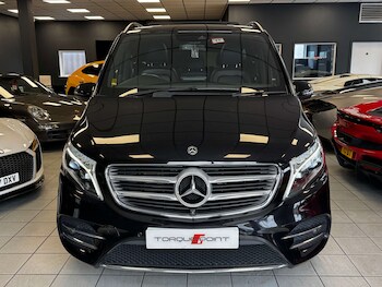 Used Mercedes-Benz V-Class 2019 for sale - 77395375: Photo