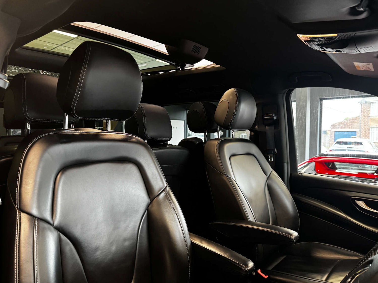 Used Mercedes-Benz V-Class 2019 for sale - 77395375: Photo 9