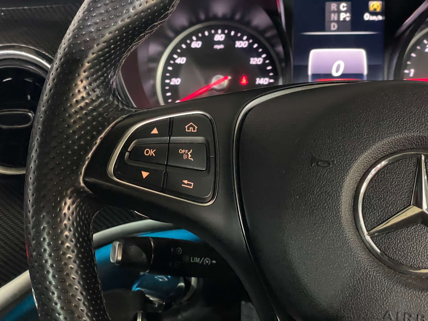 Used Mercedes-Benz V-Class 2019 for sale - 76174343: Photo 25