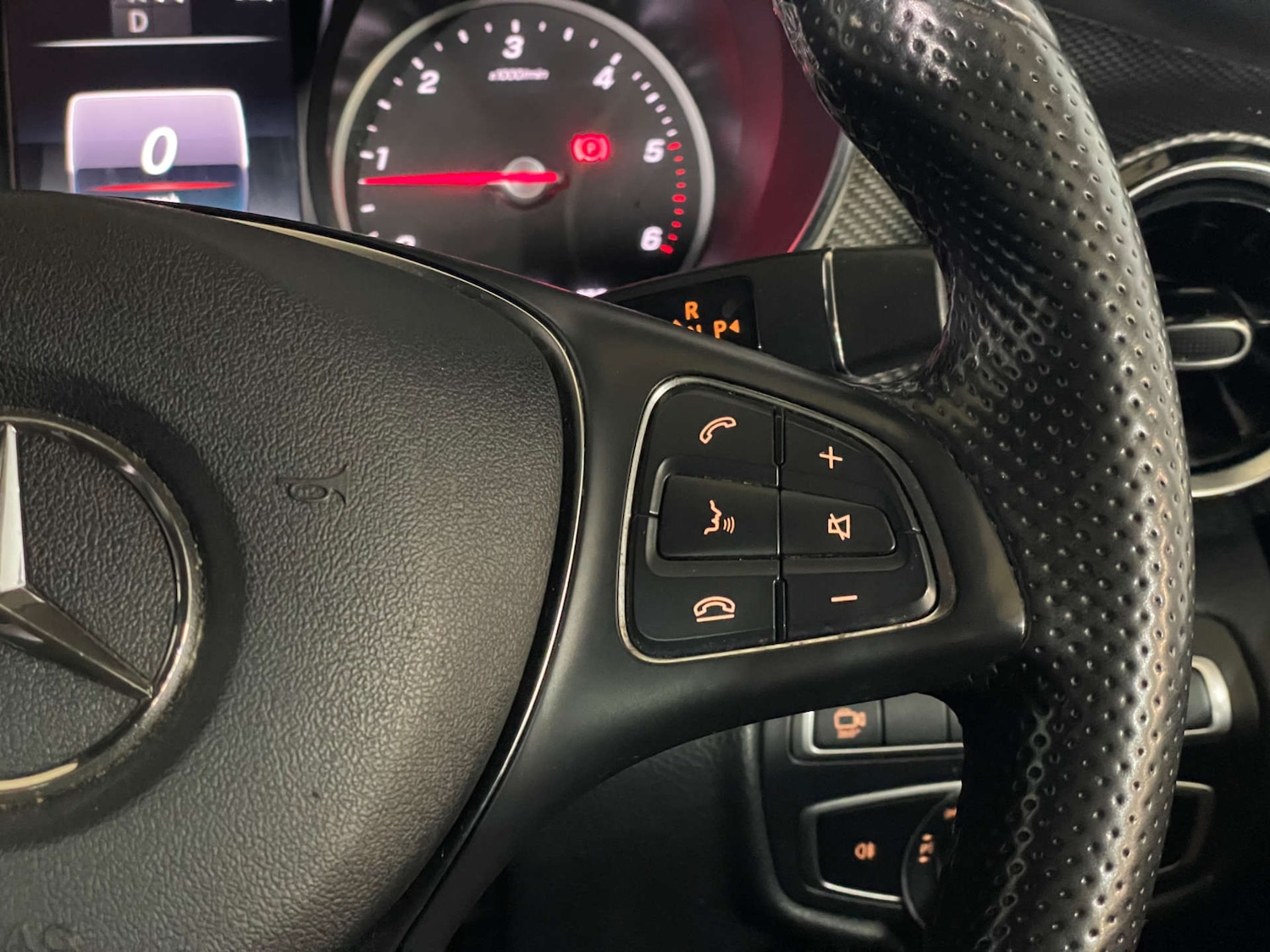 Used Mercedes-Benz V-Class 2019 for sale - 76174343: Photo 26