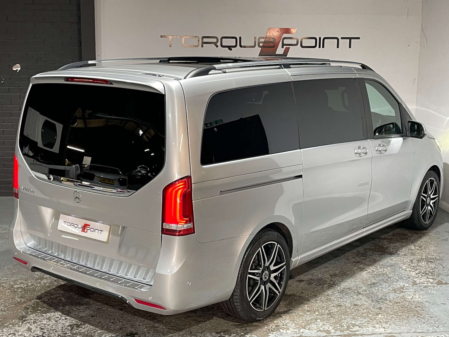 Used Mercedes-Benz V-Class 2019 for sale - 76174343: Photo 34