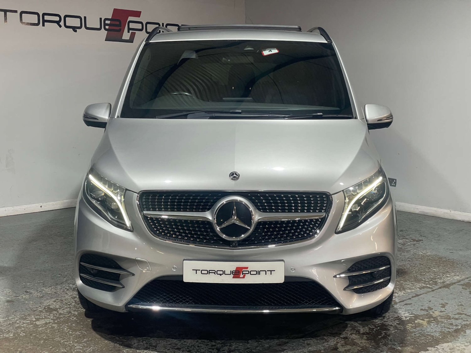 Used Mercedes-Benz V-Class 2019 for sale - 76174343: Photo 4