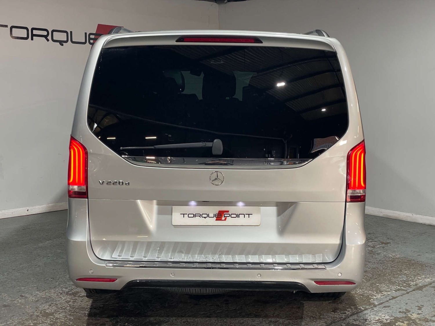 Used Mercedes-Benz V-Class 2019 for sale - 76174343: Photo 5