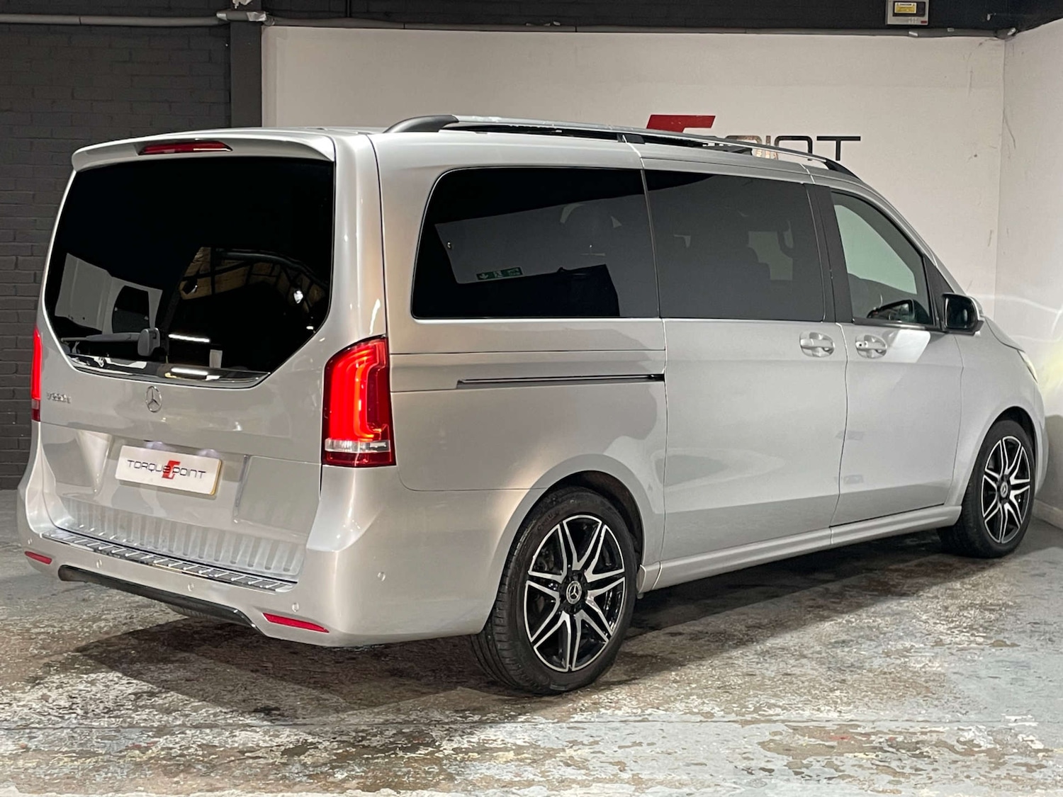 Used Mercedes-Benz V-Class 2019 for sale - 76174343: Photo 7