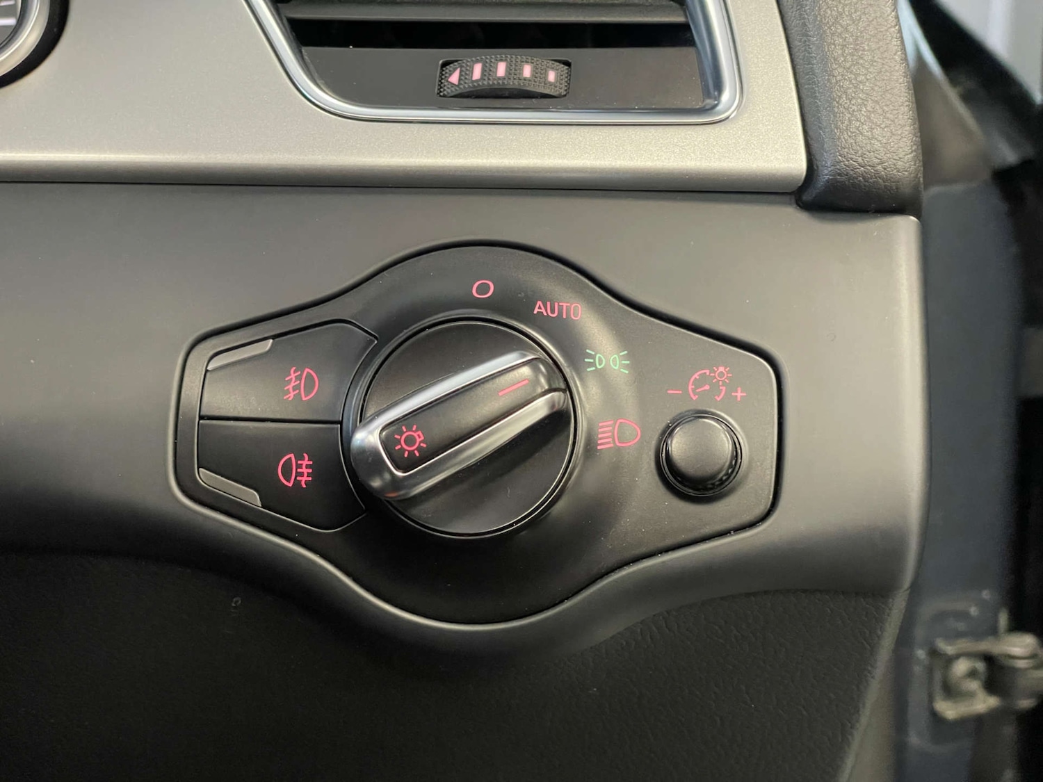 Used Audi A5 2011 for sale - 78056708: Photo 28