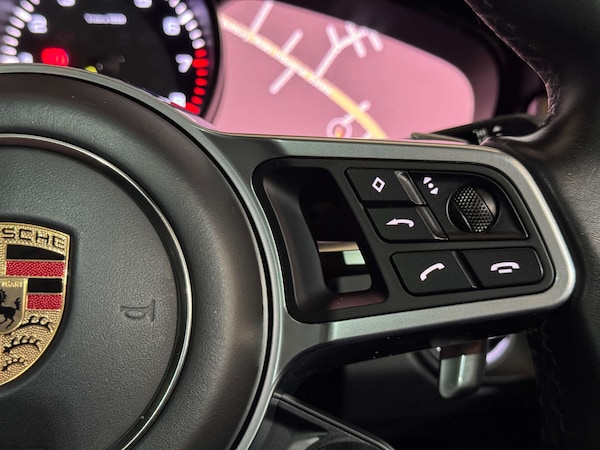 Used Porsche Cayenne 2020 for sale - 76144431: Photo 32