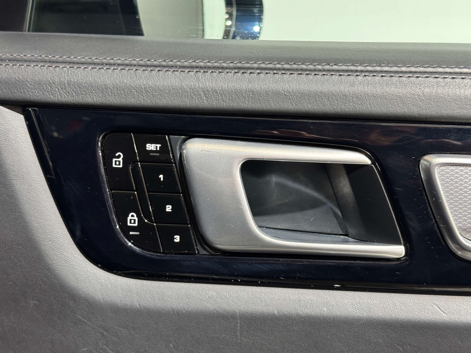 Used Porsche Cayenne 2020 for sale - 76144431: Photo 35