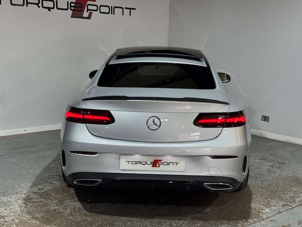 Used Mercedes-Benz E-Class 2020 for sale - 76018446: Photo 5
