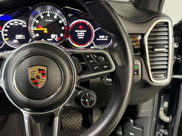Used Porsche Cayenne 2020 for sale - 75663146: Photo 22