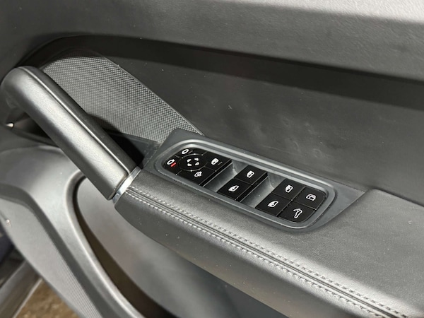 Used Porsche Cayenne 2020 for sale - 75663146: Photo 28
