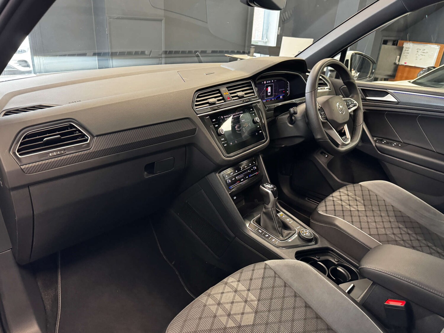 Used Volkswagen Tiguan 2021 for sale - 78140421: Photo 30