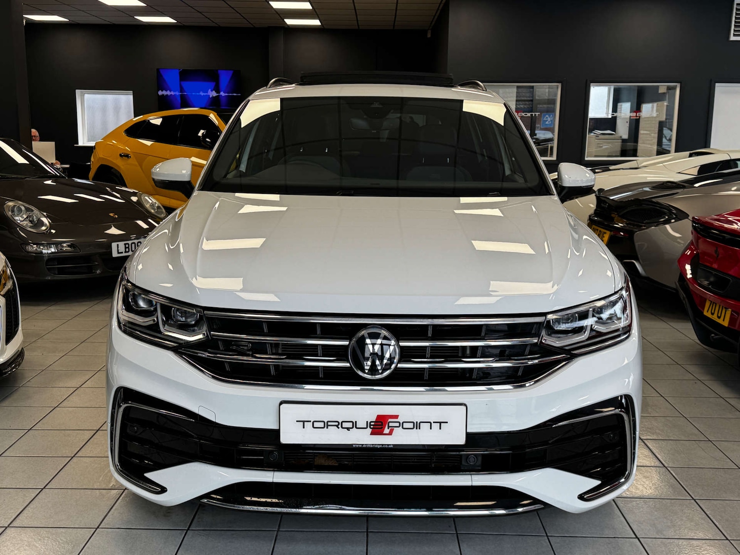 Used Volkswagen Tiguan 2021 for sale - 78140421: Photo 4