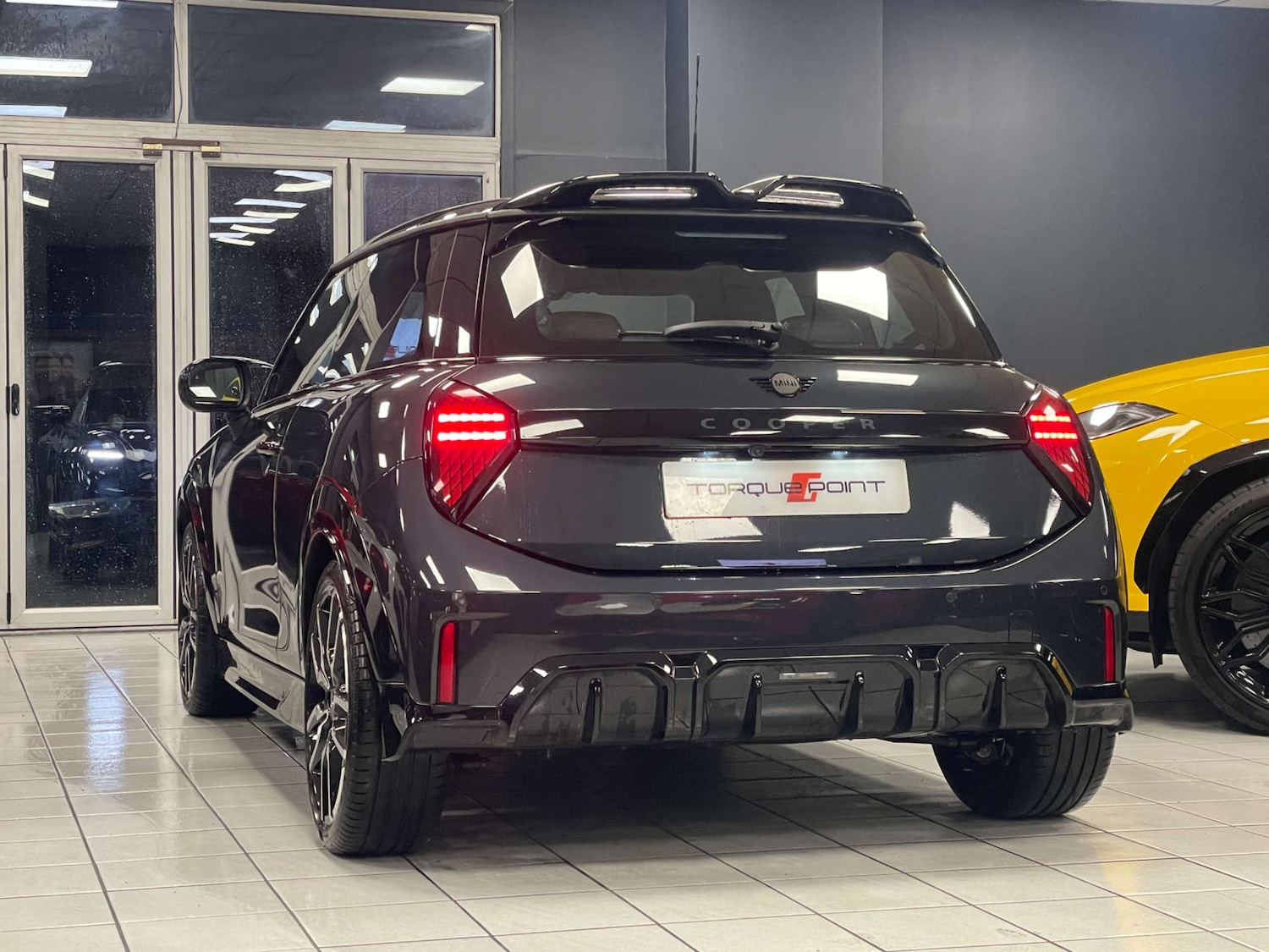 Used MINI Cooper 2024 for sale - 76666275: Photo 32