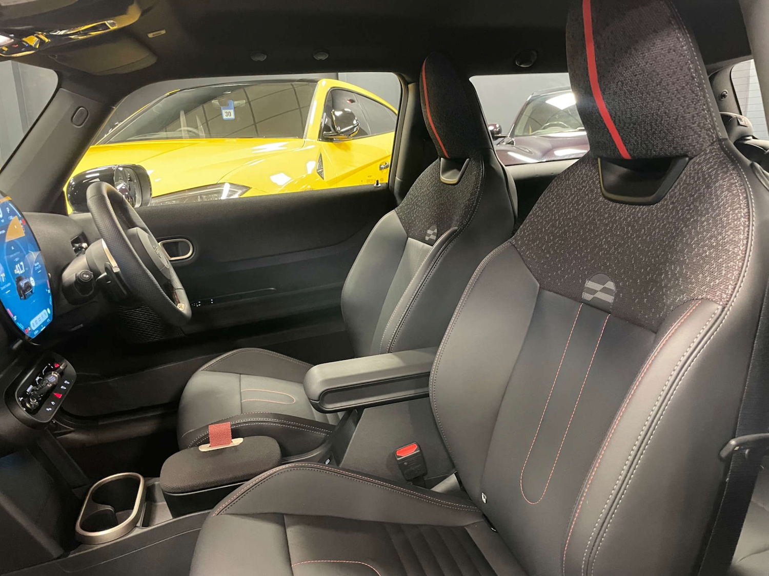 Used MINI Cooper 2024 for sale - 76666275: Photo 8