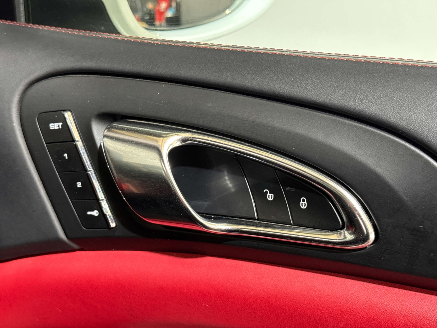 Used Porsche Cayenne 2015 for sale - 76601569: Photo 27