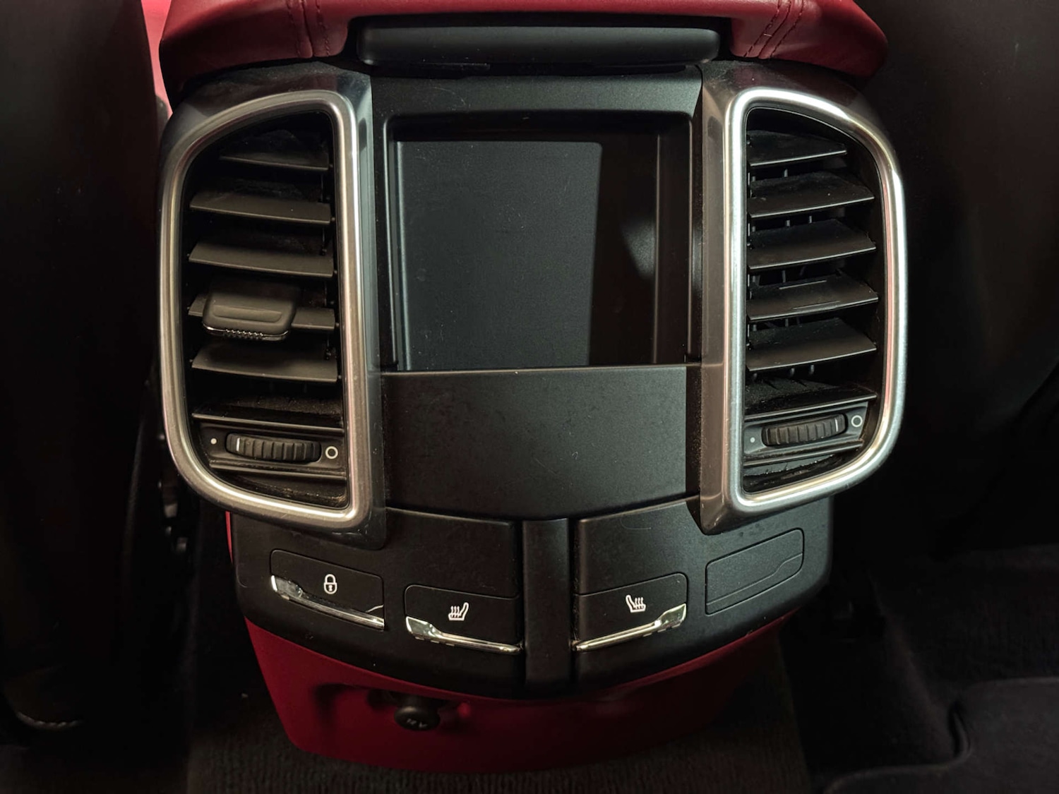 Used Porsche Cayenne 2015 for sale - 76601569: Photo 29