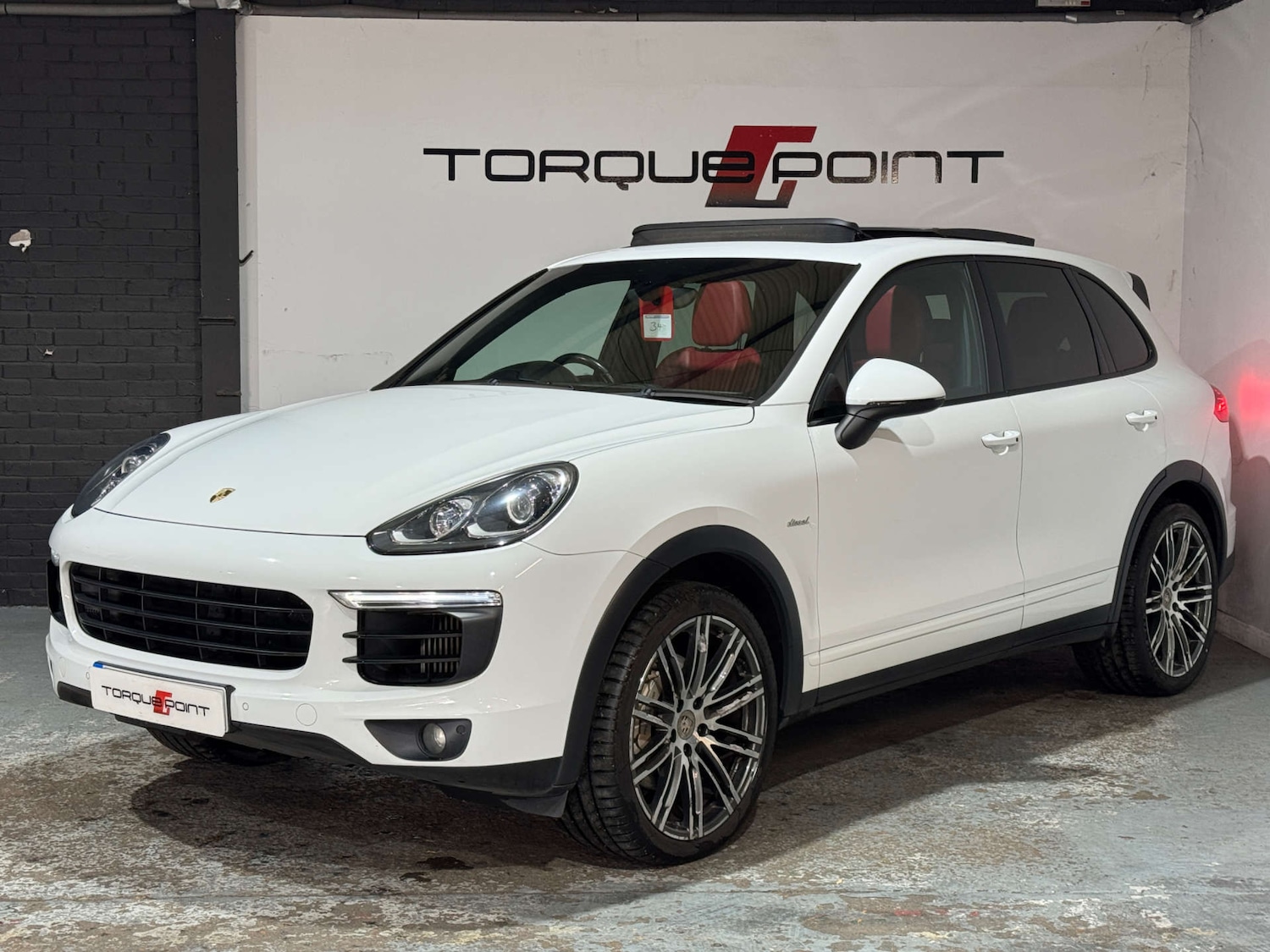 Used Porsche Cayenne 2015 for sale - 76601569: Photo 6
