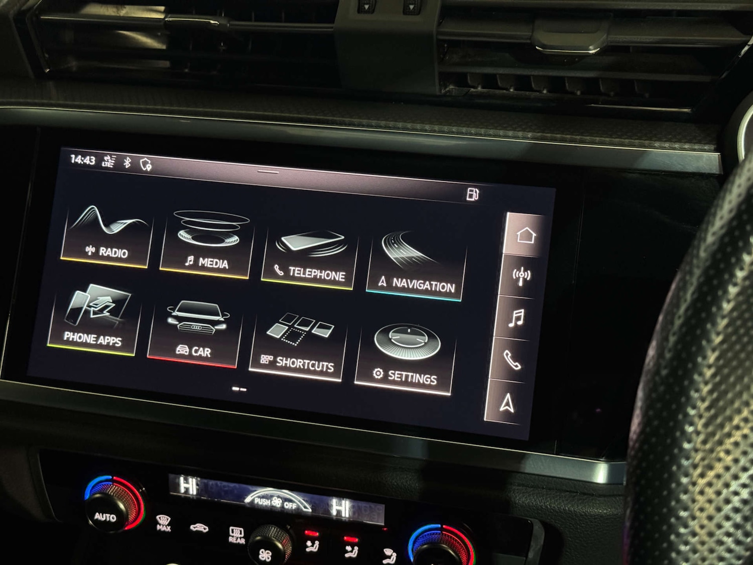 Used Audi Q3 2020 for sale - 76601650: Photo 15