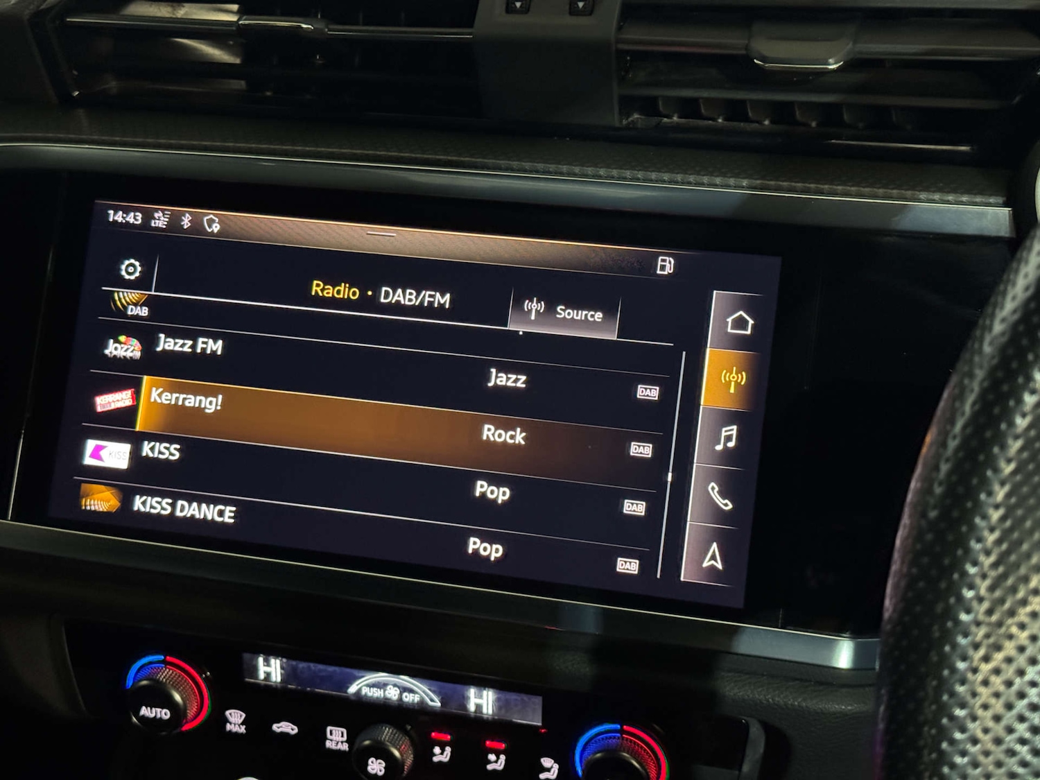 Used Audi Q3 2020 for sale - 76601650: Photo 17