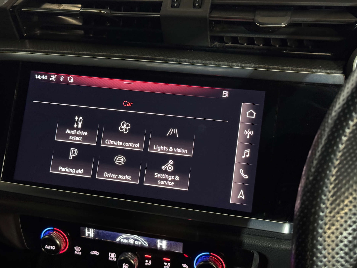 Used Audi Q3 2020 for sale - 76601650: Photo 22