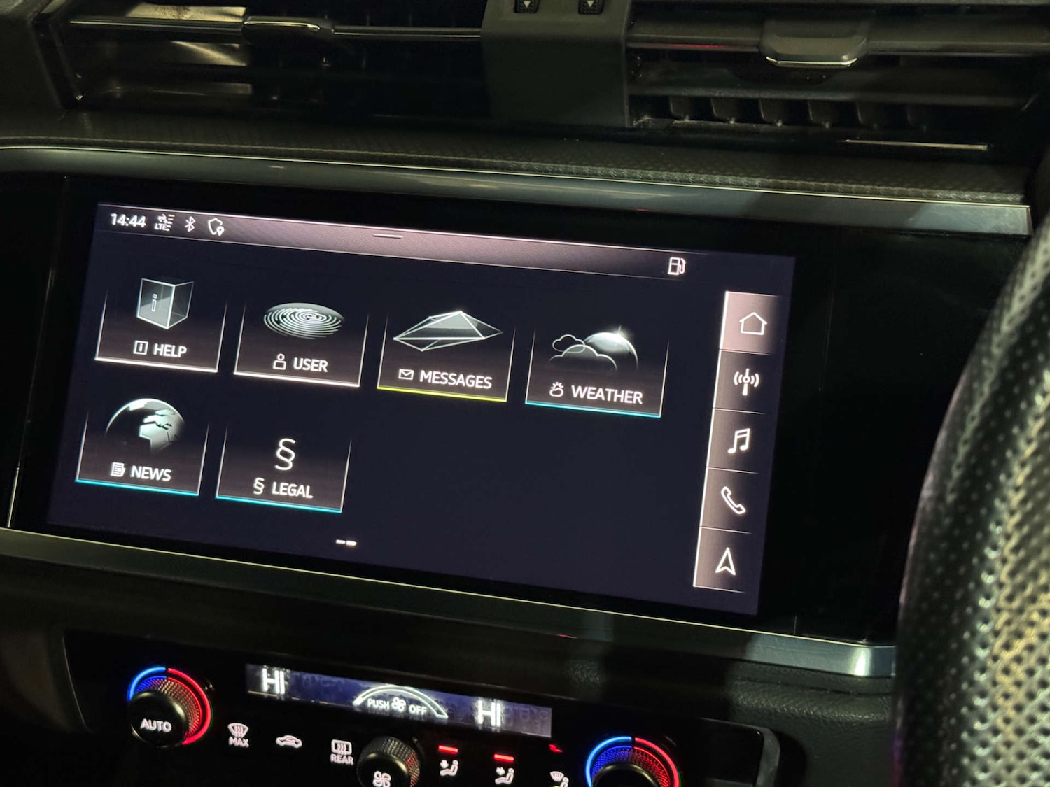 Used Audi Q3 2020 for sale - 76601650: Photo 24