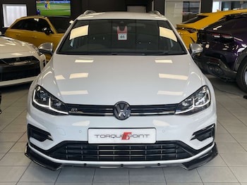 Used Volkswagen Golf 2019 for sale - 78213112: Photo