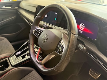 Used Volkswagen Golf 2023 for sale - 79254592: Photo