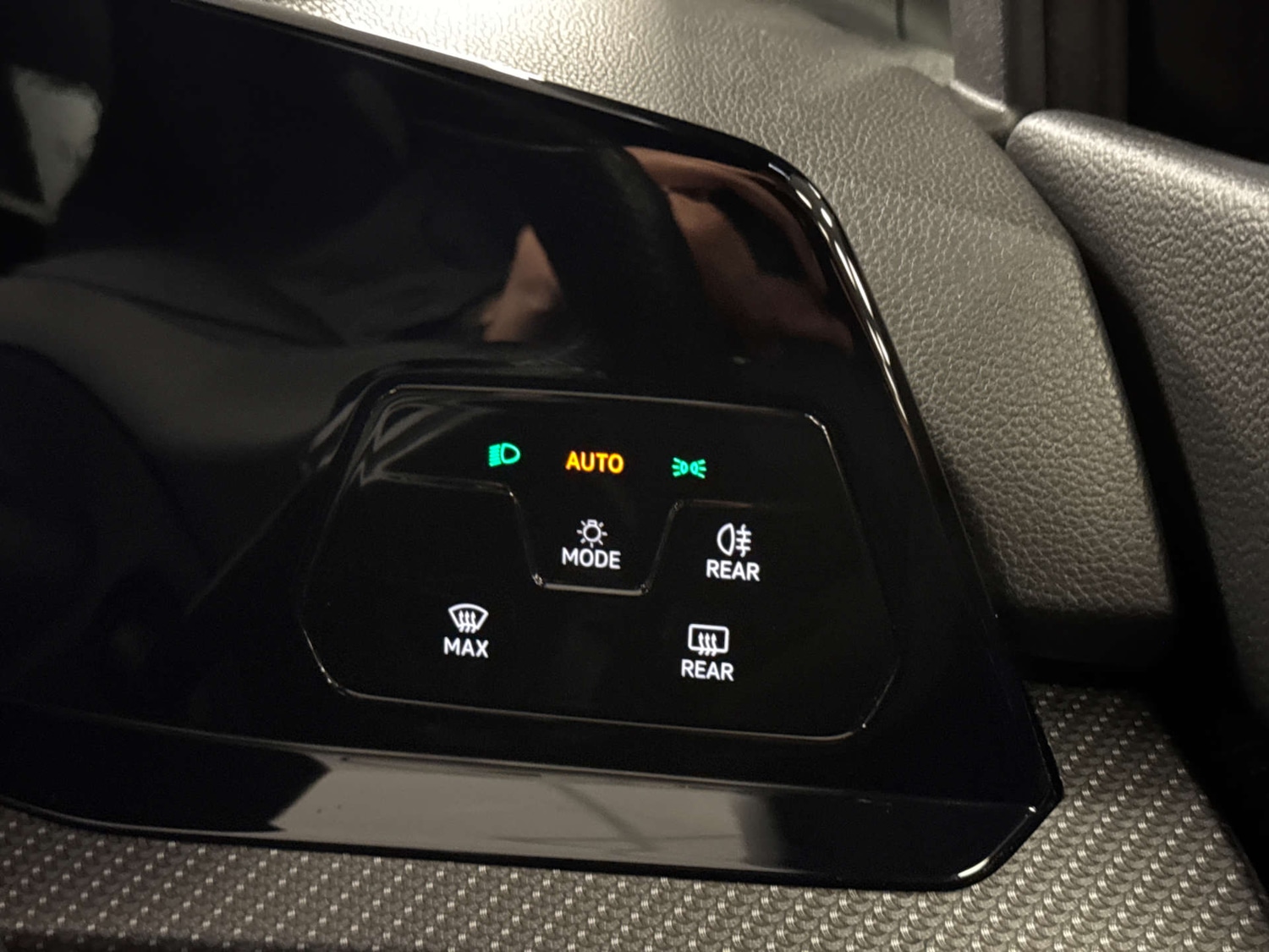 Used Volkswagen Golf 2022 for sale - 77548579: Photo 27