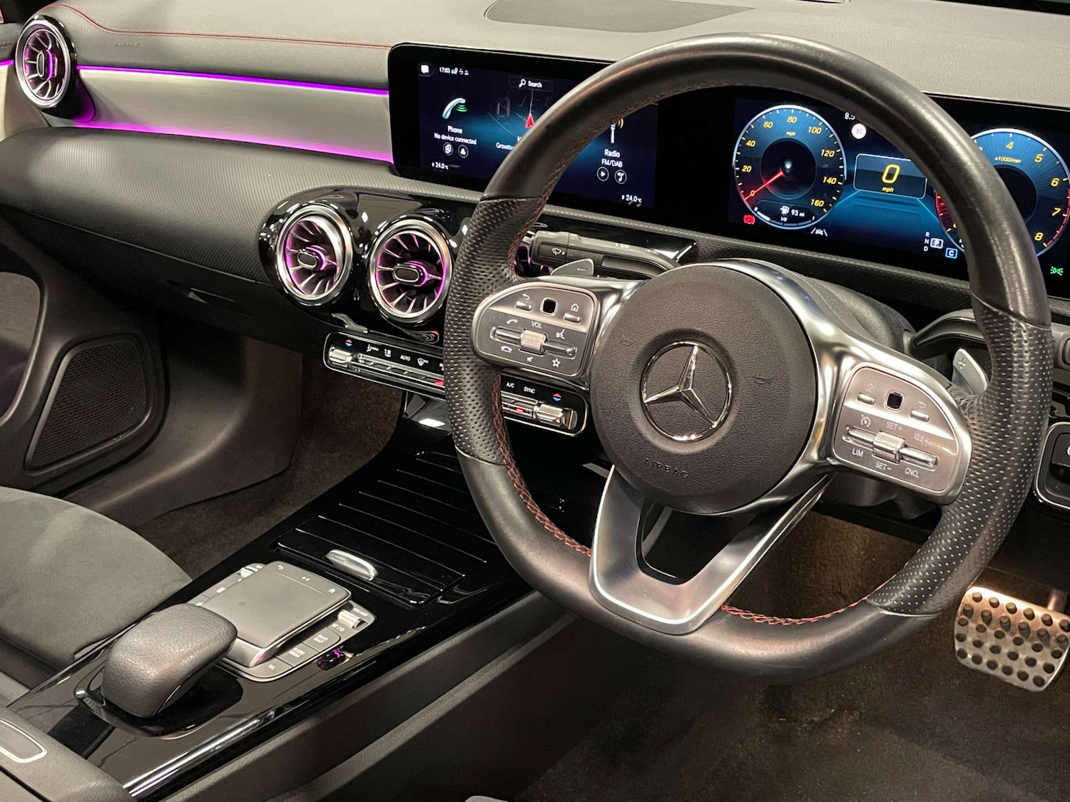 Used Mercedes-Benz CLA 2023 for sale - 76666276: Photo 2