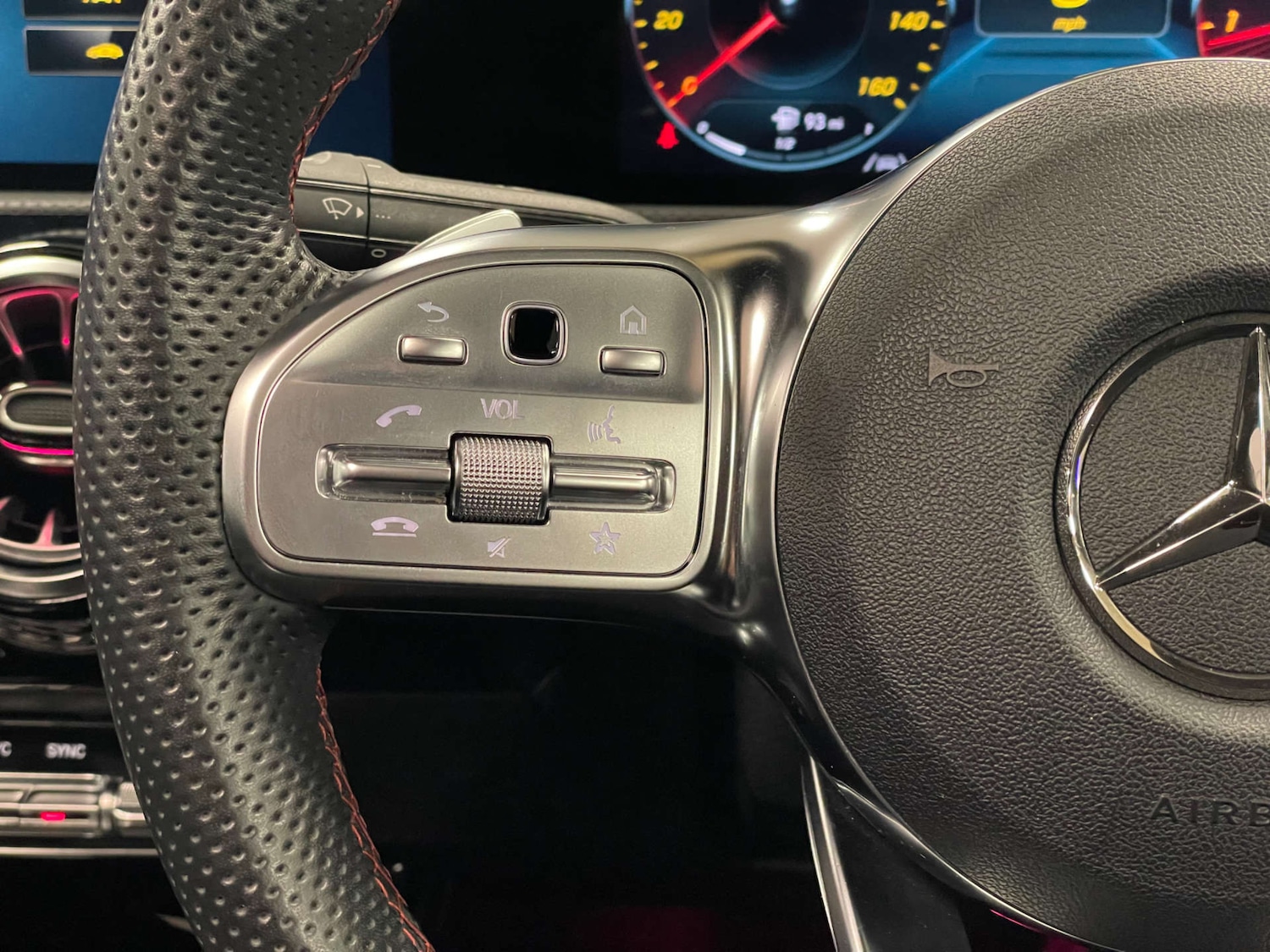 Used Mercedes-Benz CLA 2023 for sale - 76666276: Photo 25