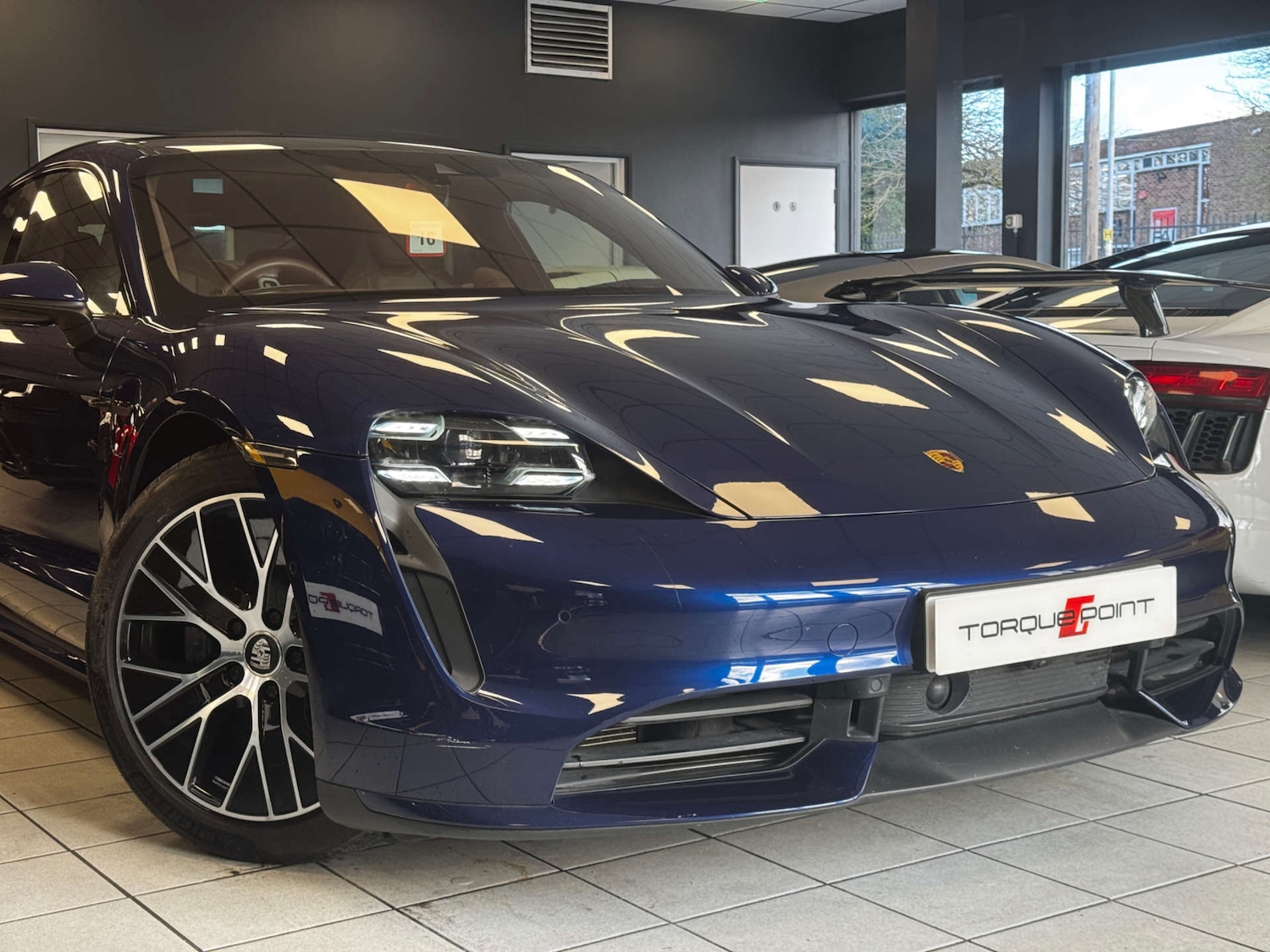 Used Porsche Taycan 2020 for sale - 77227834: Photo 8