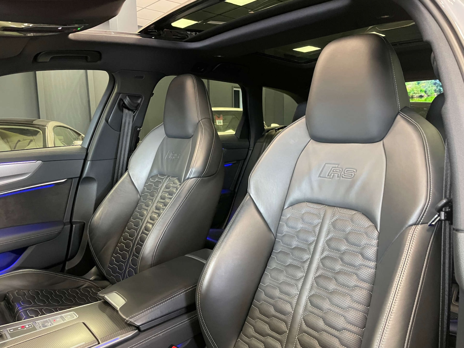 Used Audi RS6 2020 for sale - 78016439: Photo 19