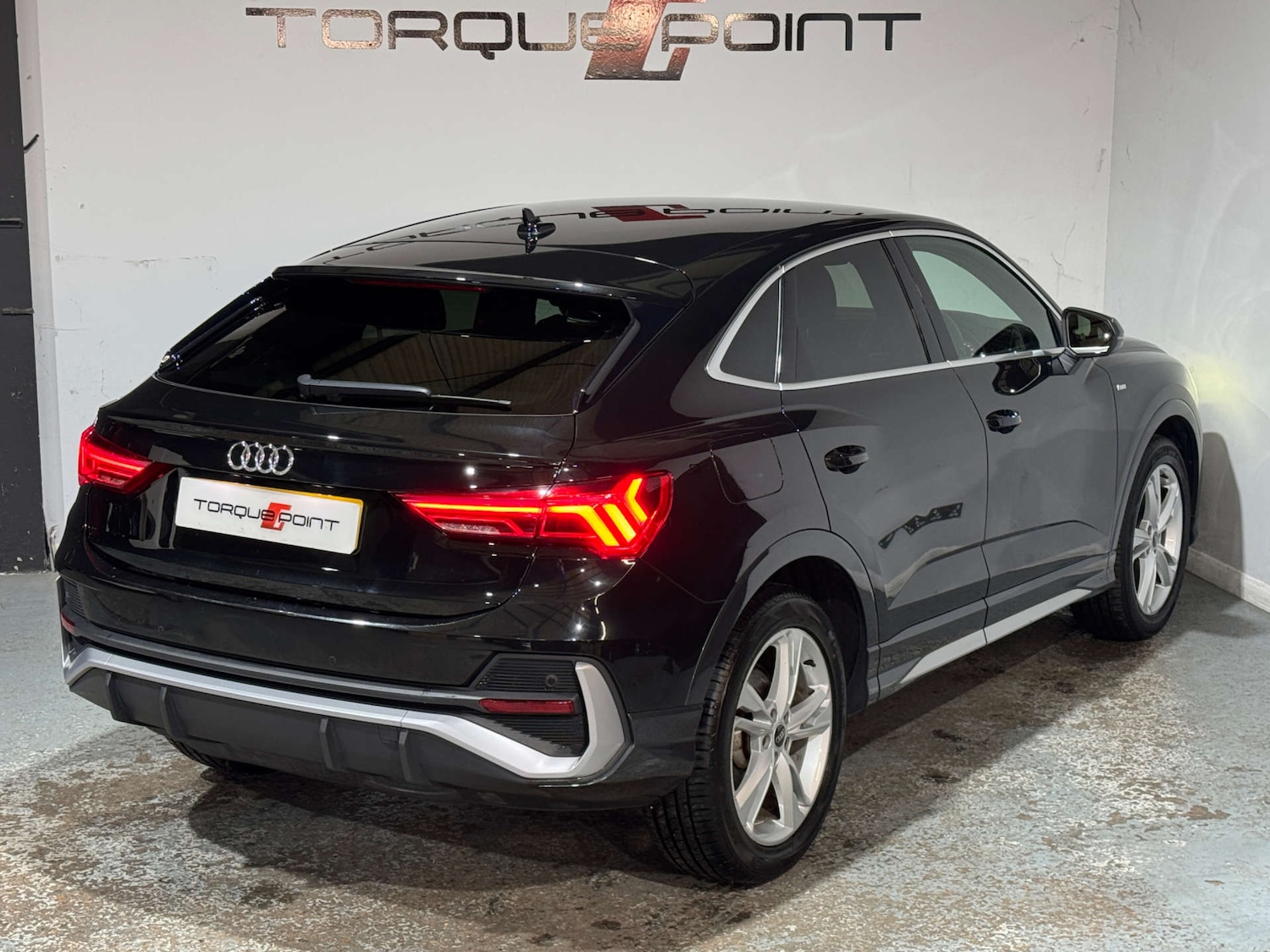 Used Audi Q3 2021 for sale - 76393368: Photo 35