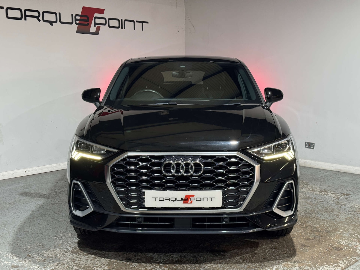 Used Audi Q3 2021 for sale - 76393368: Photo 4