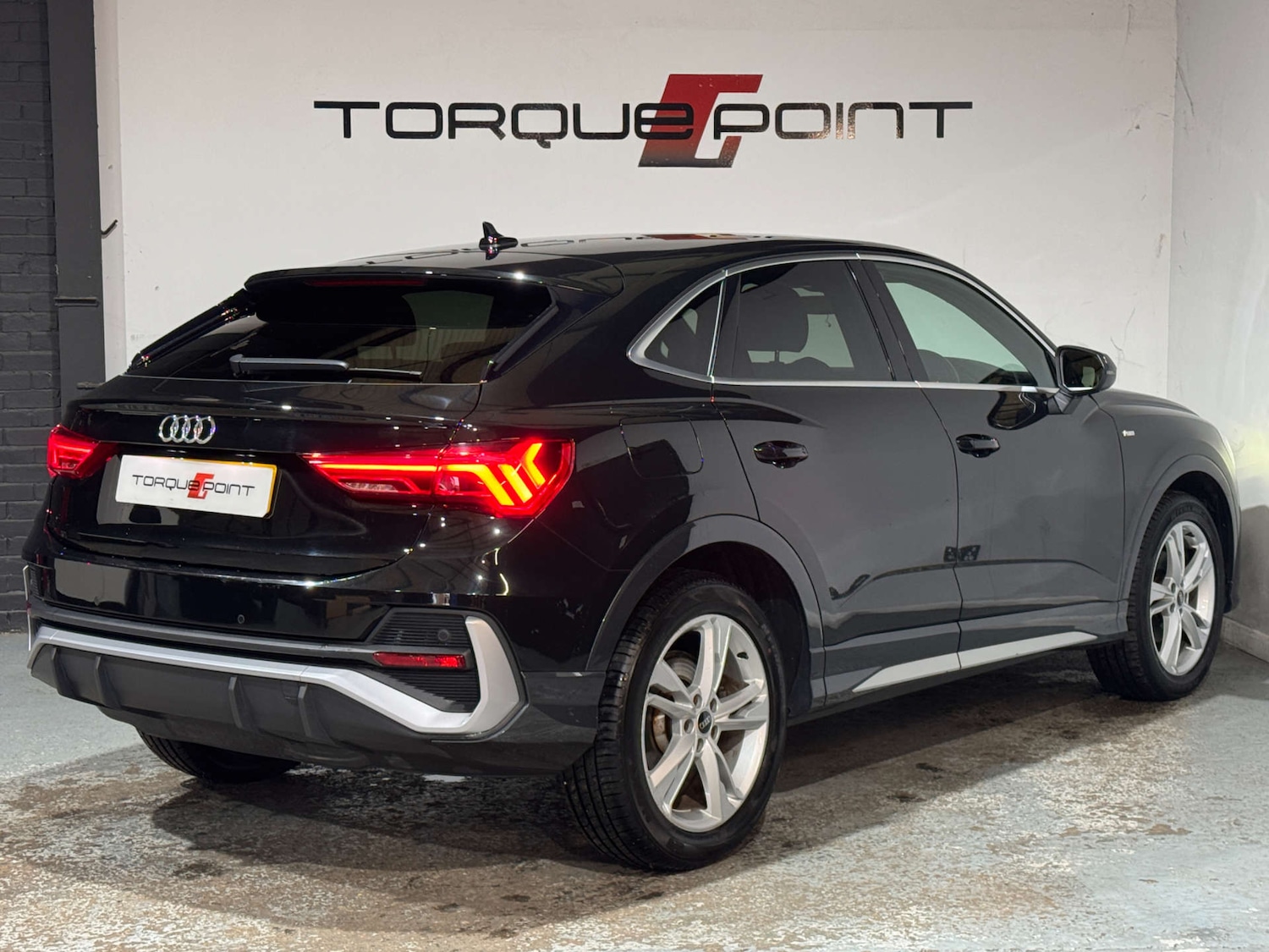 Used Audi Q3 2021 for sale - 76393368: Photo 7