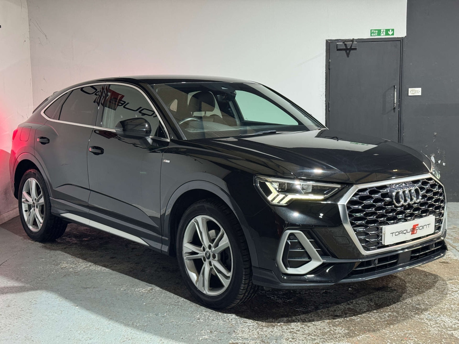 Used Audi Q3 2021 for sale - 76393368: Photo 8