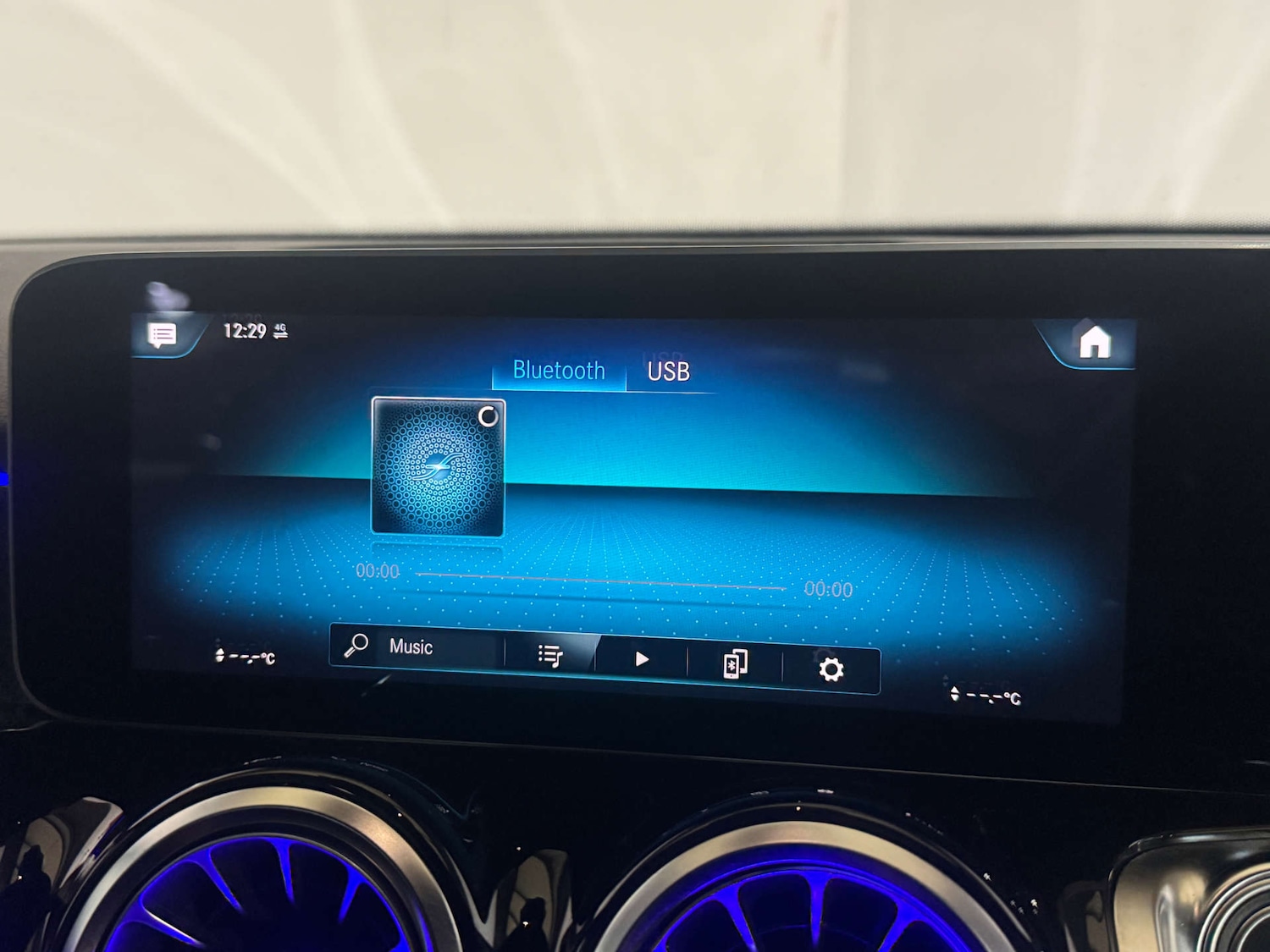 Used Mercedes-Benz GLB 2020 for sale - 76367324: Photo 19