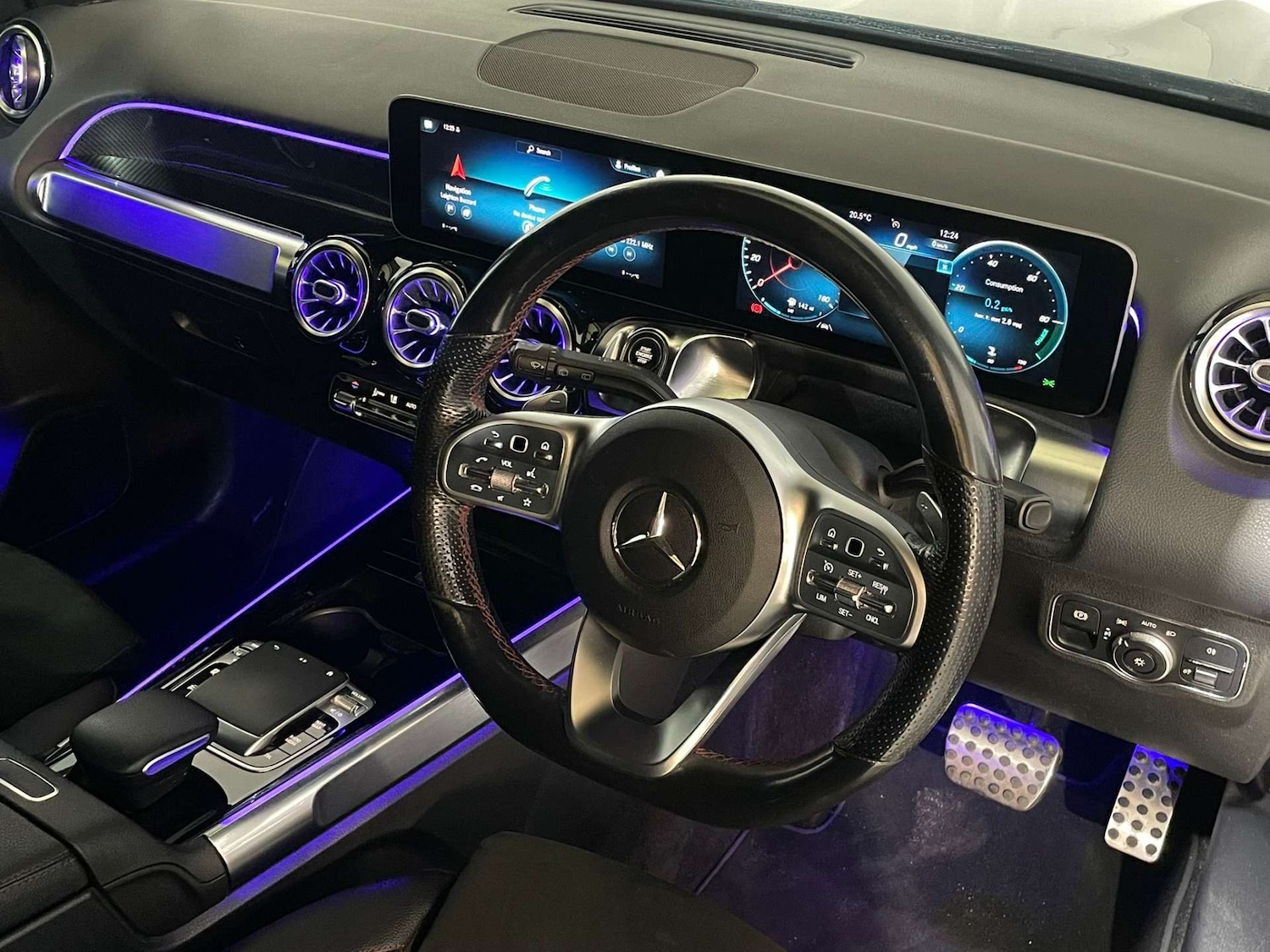 Used Mercedes-Benz GLB 2020 for sale - 76367324: Photo 2