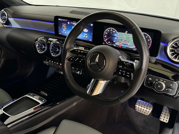 Used Mercedes-Benz CLA 2023 for sale - 76206186: Photo 2