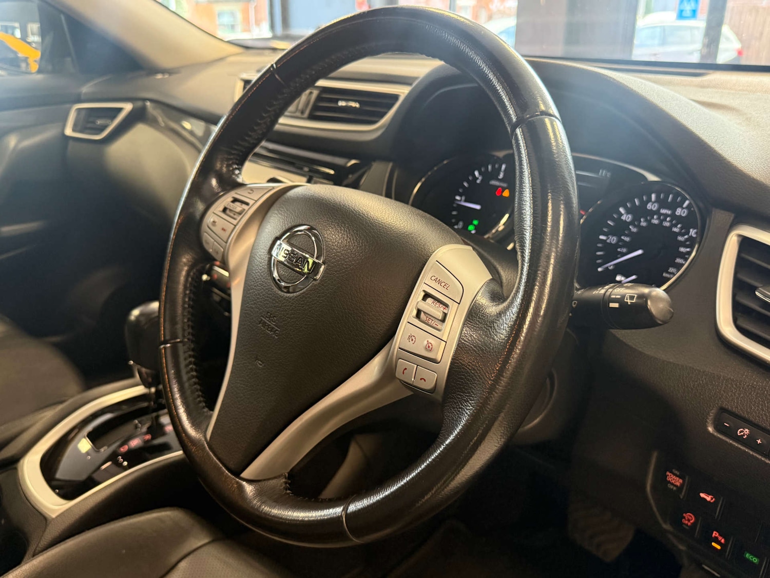 Used Nissan X-Trail 2016 for sale - 77755946: Photo 2