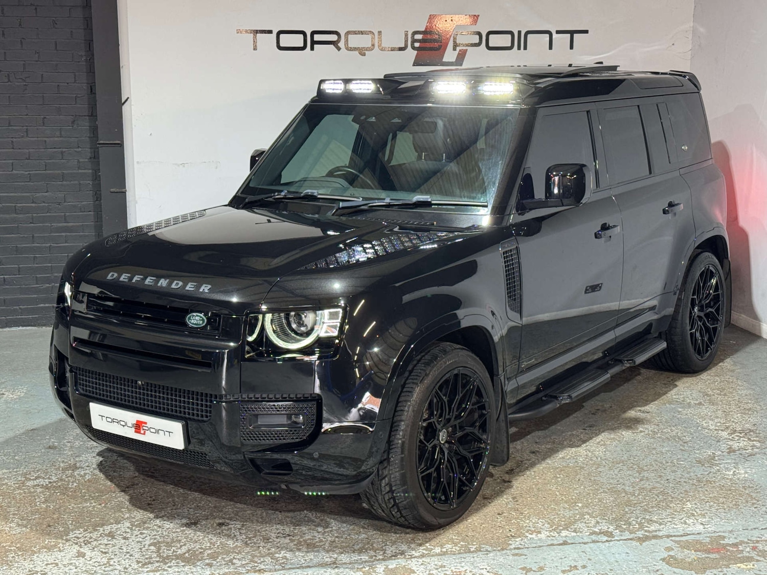 Used Land Rover Defender 2021 for sale - 76064569: Photo 41