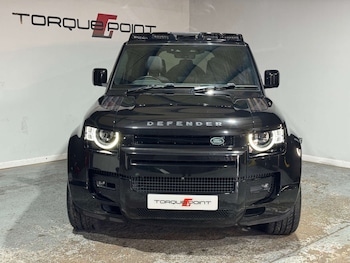 Used Land Rover Defender 2021 for sale - 76064569: Photo 4