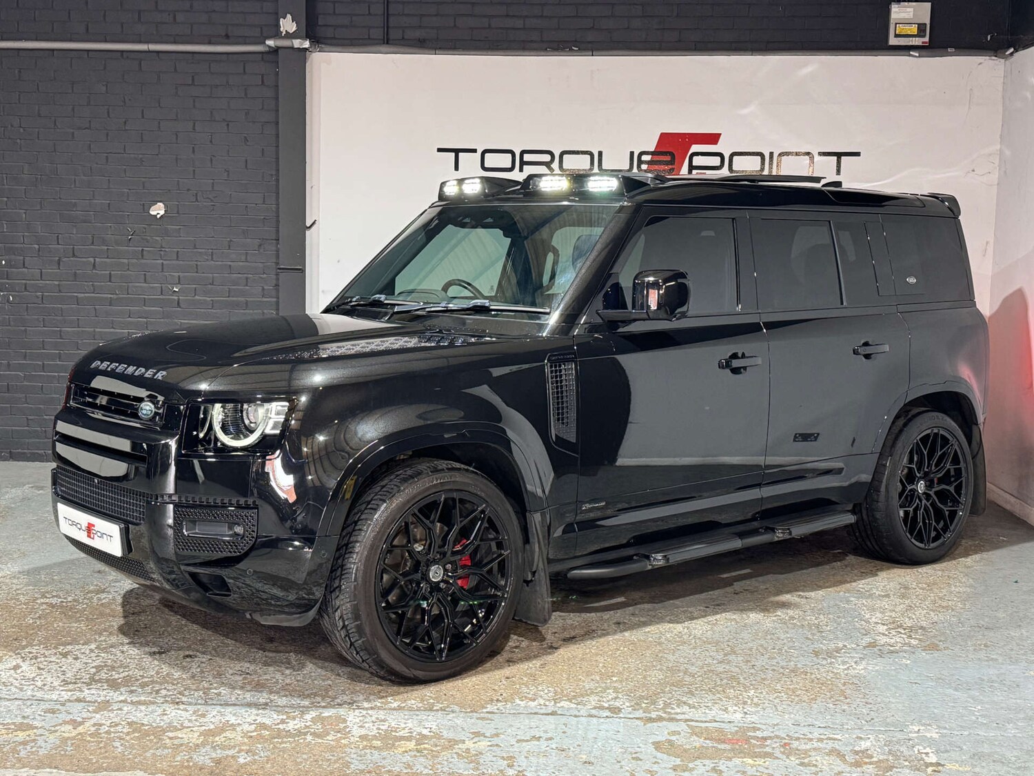 Used Land Rover Defender 2021 for sale - 76064569: Photo 6