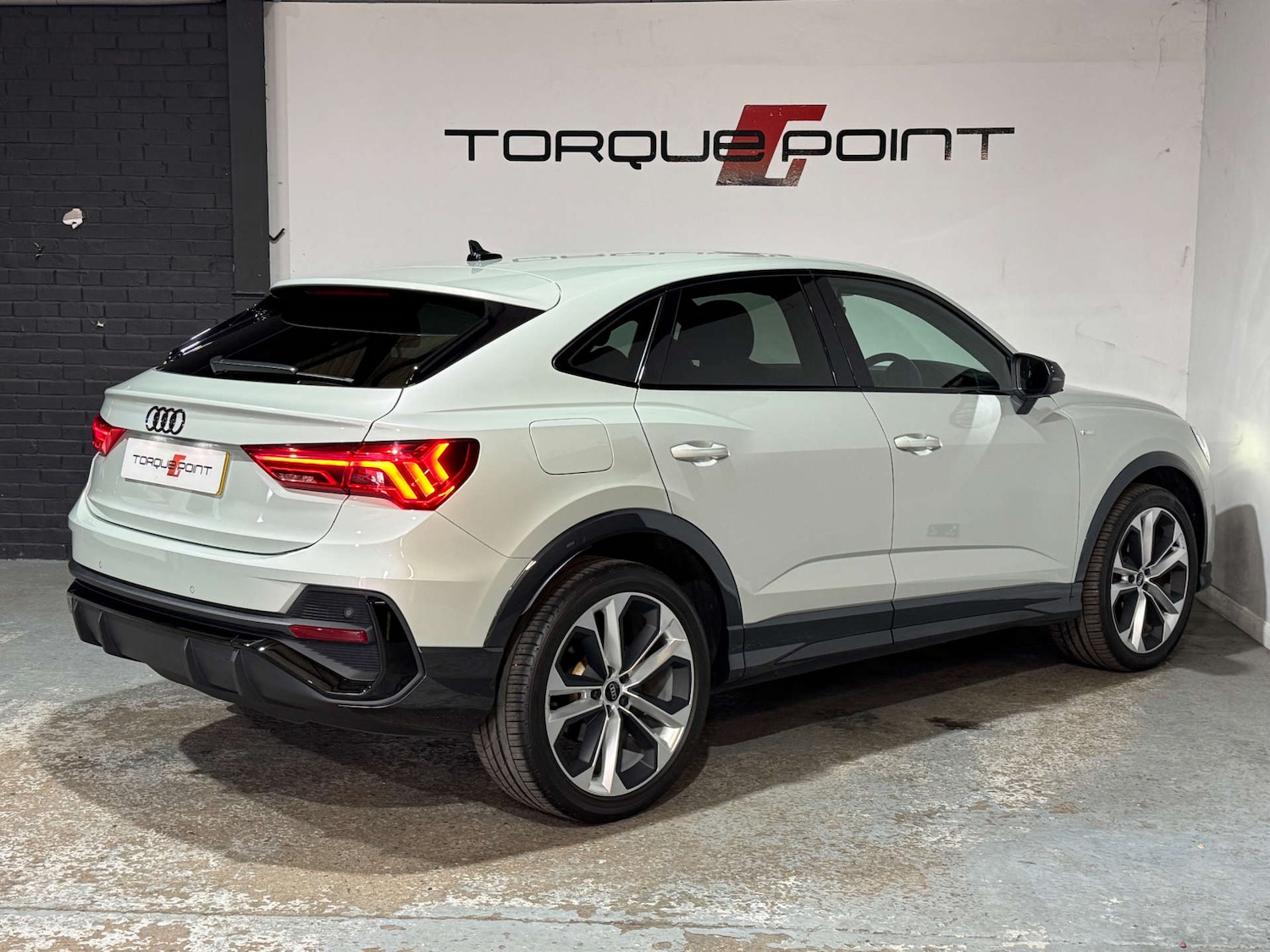 Used Audi Q3 2021 for sale - 76280351: Photo 7